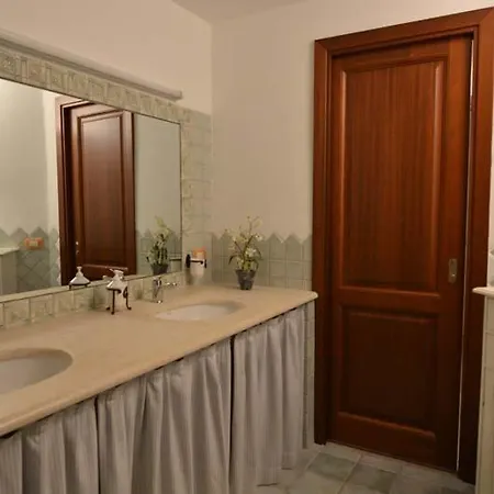 Villa Salina Bamba Sleeps 11 Pool Air Con Wifi Capo Coda Cavallo