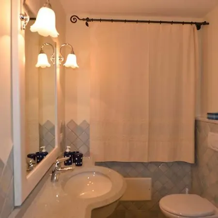 Salina Bamba Sleeps 11 Pool Air Con Wifi Capo Coda Cavallo